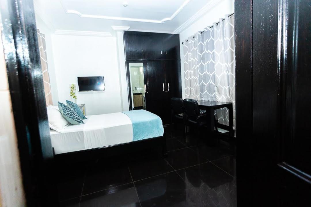 Dann Residence Ogbodjo Exterior foto